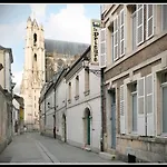 Le Prieure Et La أميا
