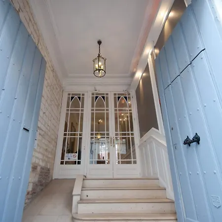 Le Prieure Et La Otel 3*