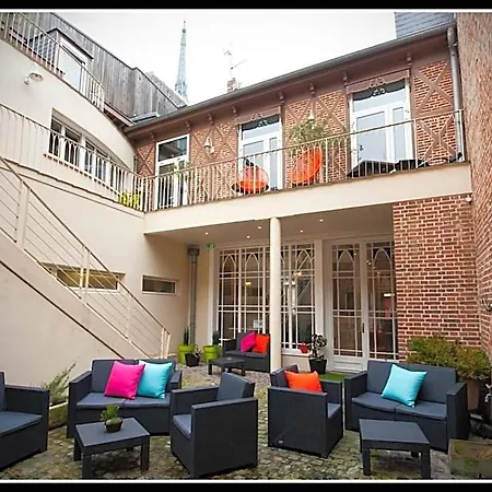 Le Prieuré Et La Résidence Hotel Amiens