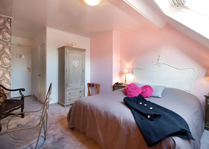 Le Prieuré Et La Résidence Hotel 3*