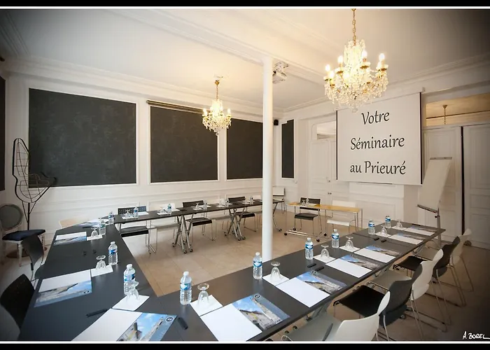 Hotel Le Prieuré Et La Résidence 3*